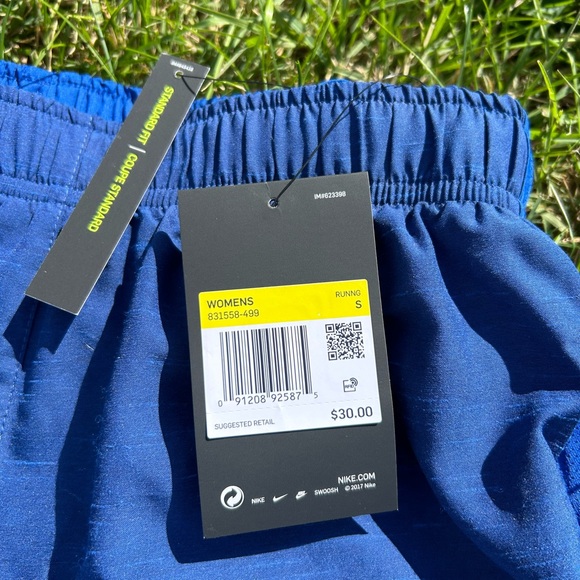 Nike shorts NWT - Picture 3 of 5